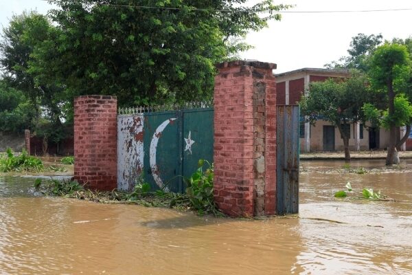 لائیو: راوی، چناب اور ستلج میں غیر معمولی سیلابی صورتحال، شاہدرہ پر آج رات بڑا سیلابی ریلا گزرنے کاخطرہ