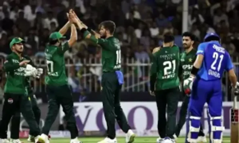 Fakhar, Abrar propel Pakistan to thumping victory over UAE