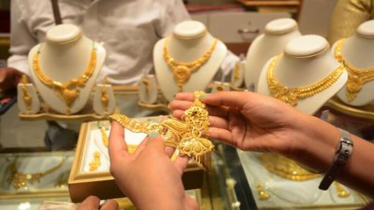 FBR gathers 57,000 jewellers' information to target tax evaders