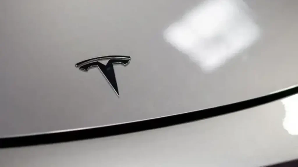 Tesla proposes $1tn award for Musk if he hits targets
