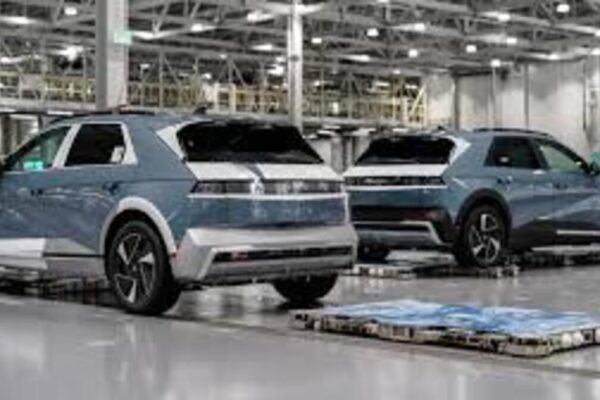 South Koreans detained in ICE raid at Hyundai electric vehicle site in Georgia South Koreans detained in ICE raid at Hyundai electric vehicle site in Georgia