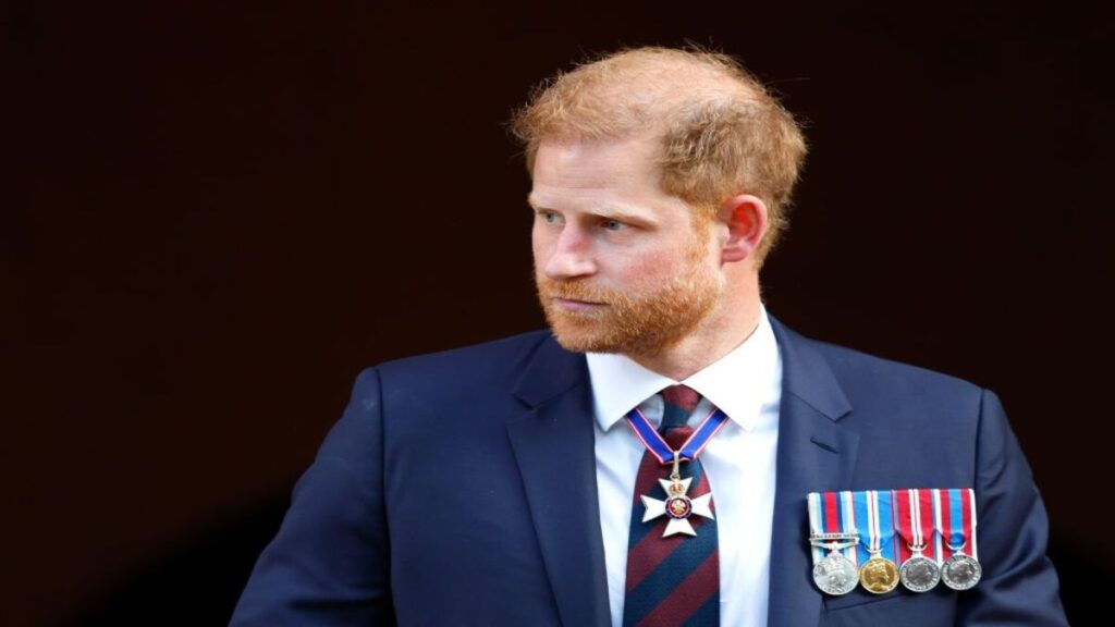 Prince Harry crashes into rocks: 'Apologize on a bended knee now'
