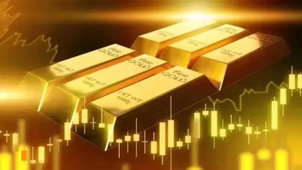 Gold hits record high 2025